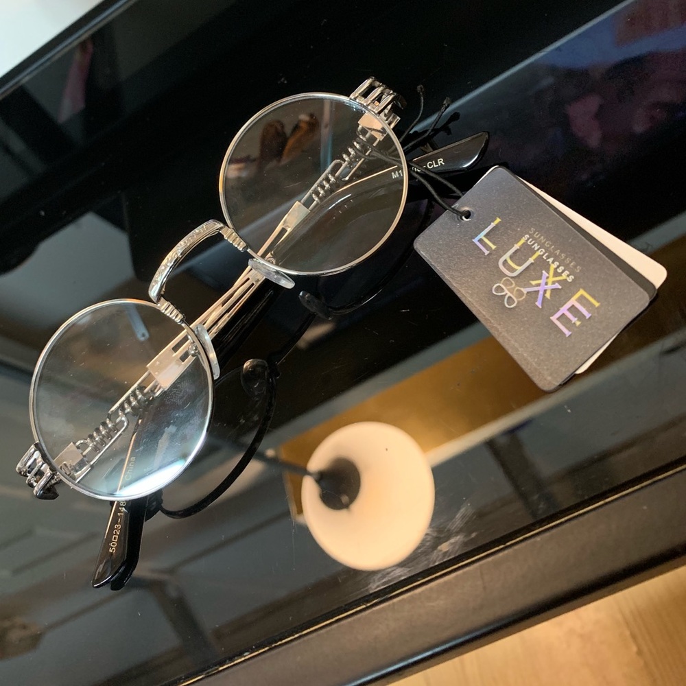 New LUXE “Huncho” silver frames NWT 🔥